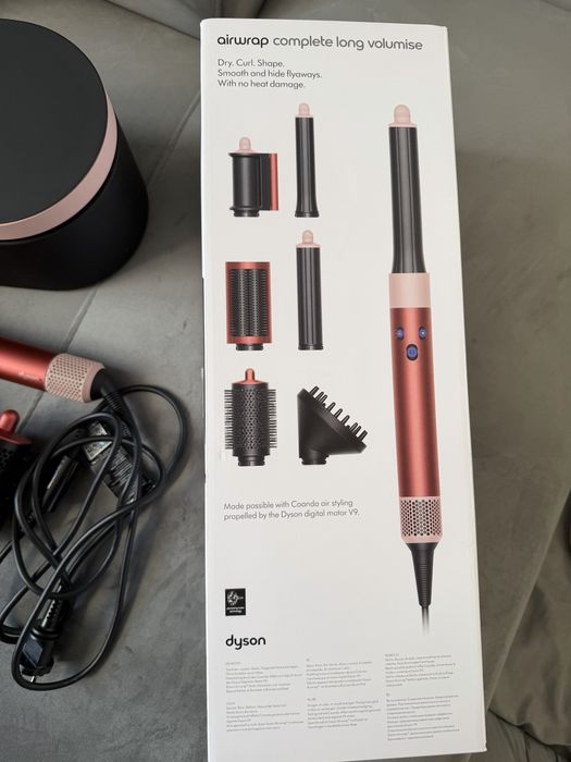 Маша Dyson Airwrap