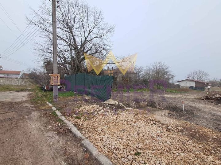 Продава се Парцел в с. Яребична, Област Варна - 936 кв.м за 67 €/кв.м - Снимка #3