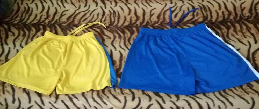 Продавам Два Броя Летни Къси Панталони за Спорт, Реалкс или Работа.