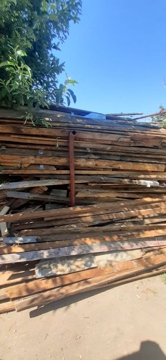 Lemn de foc scandura capriori cherestea uscata pentru semineu soba gratar barbeque BBQ peste 5 metri cubi