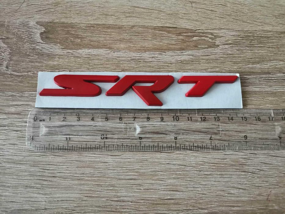 SRT червена емблема