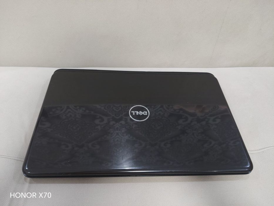 Ноутбук Dell inspiron
