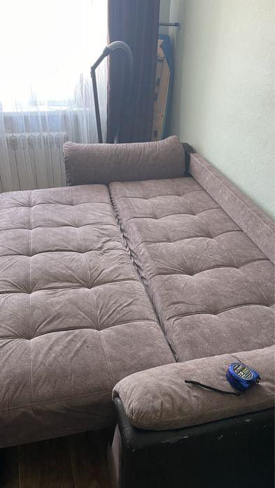 Продам шкаф купе, тахта, комод