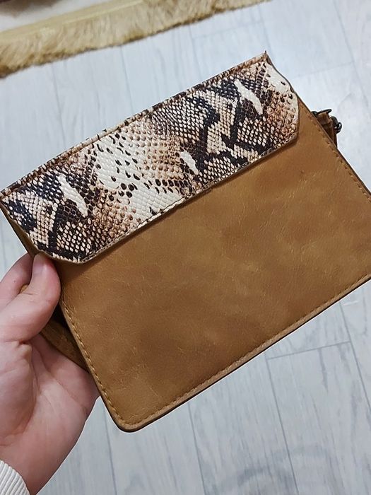 Сумки из эко-кожи.