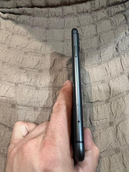 Продам айфон iphone 11 64гб