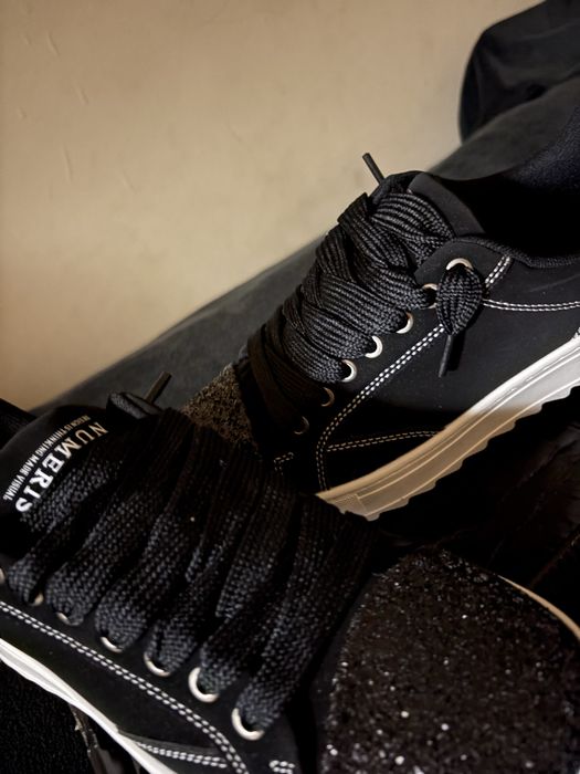 Pantofi Numeris 43
