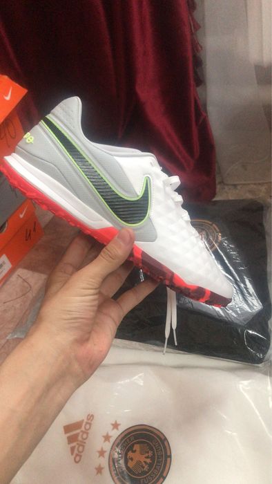 Футзалки сороконожки