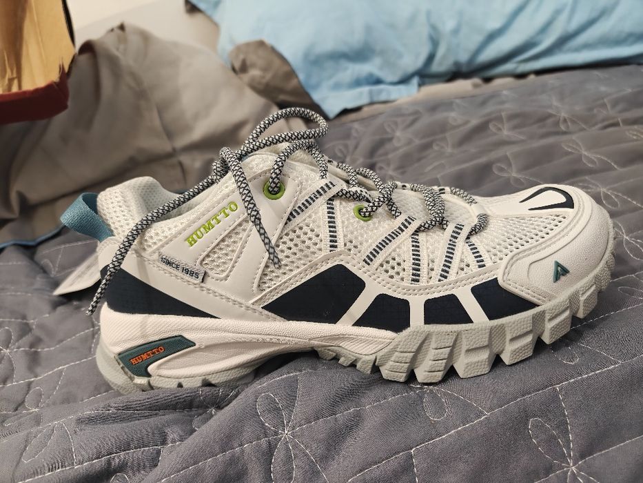 Оригинальные кроссовки Humto