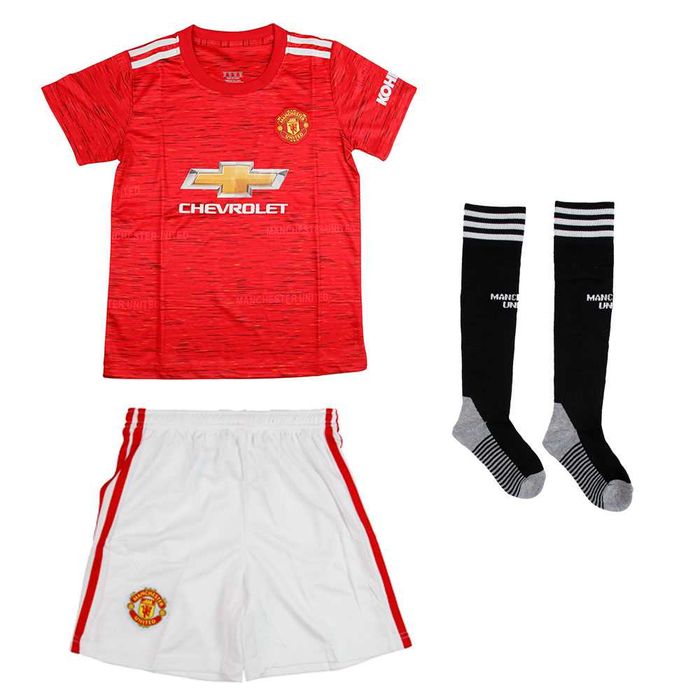 Детски футболен екип на Манчестър Юнайтед - тениска, гащета и чорапи