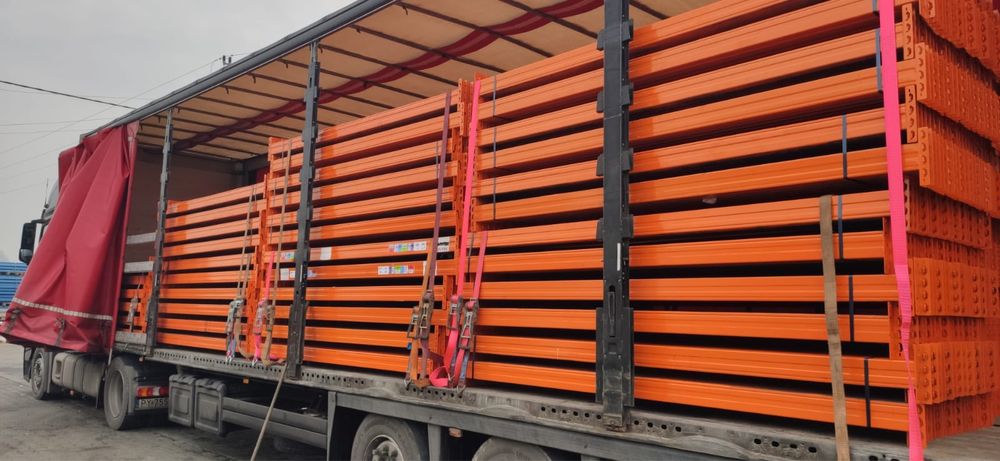 Rafturi metalice noi la pret de sh 2700