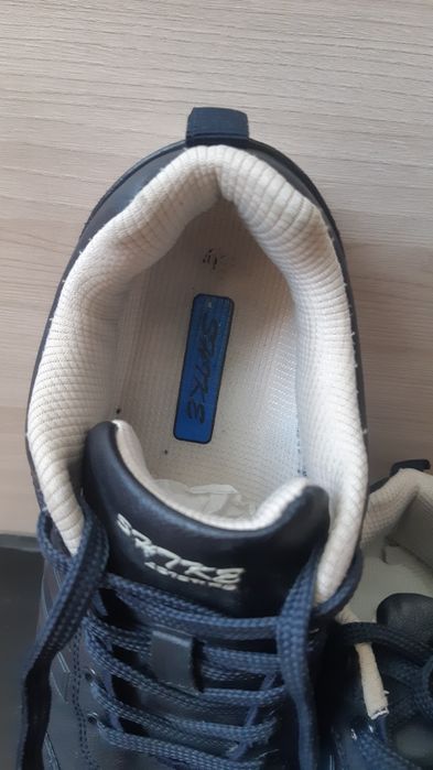 Кроссовка для мальчика 36р. 3500