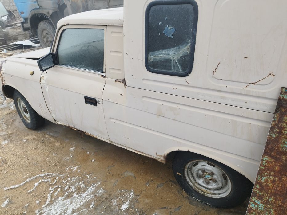 Москвичь пиражковоз