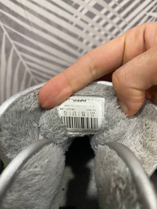 Продам ботинки женские детские