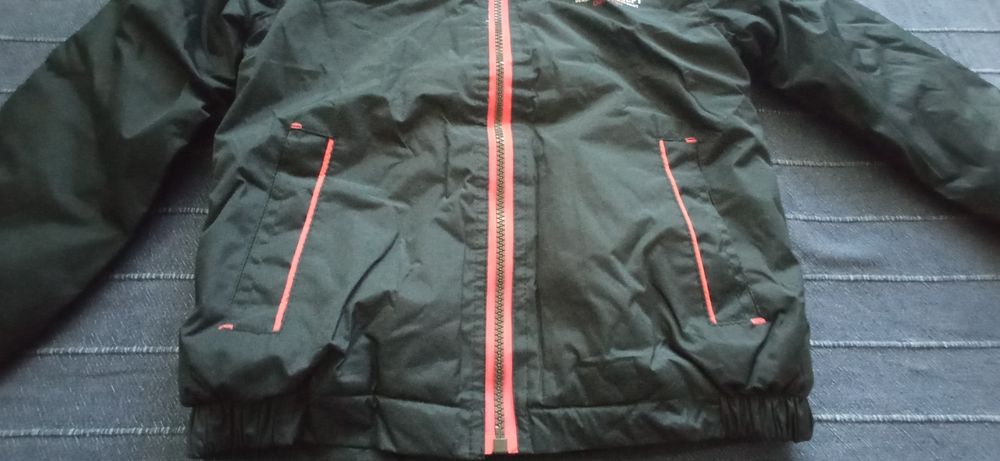 Geaca băiat 8 ani, impermeabila