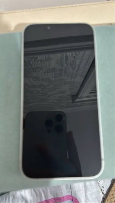 Iphone 16e 128 ГБ , 96АКБ