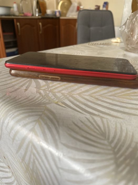 Телефон оппо  32 гб