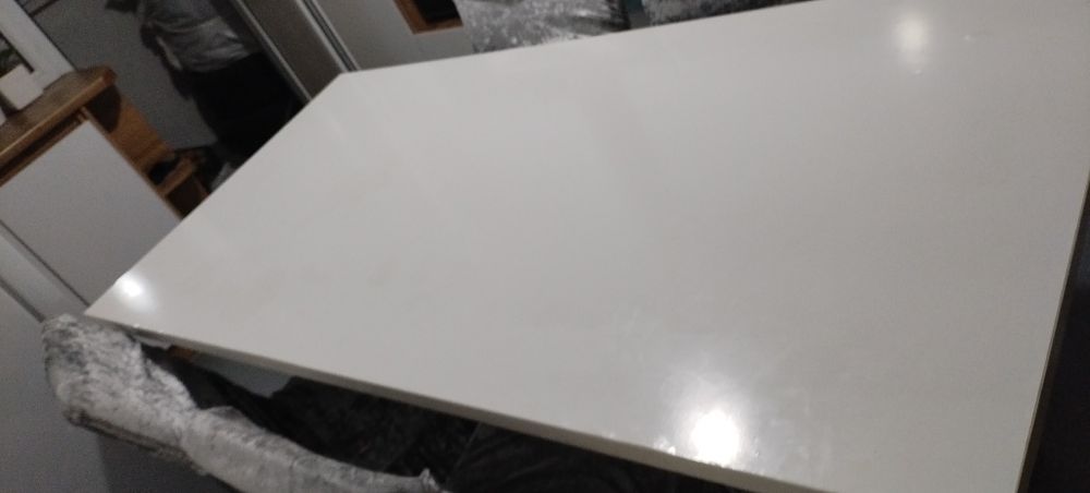 Стол кухонный...