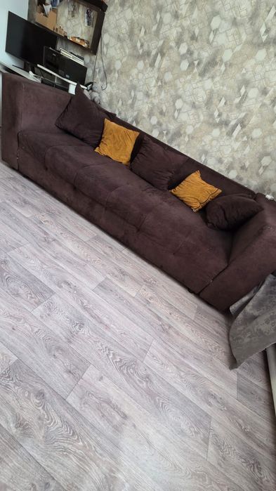 Продам диван для дома/дачи