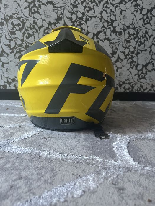 продам шлем недорого