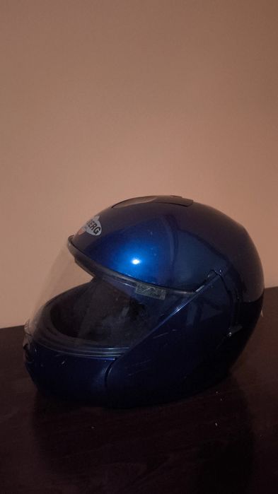Каски по 30€ за бр