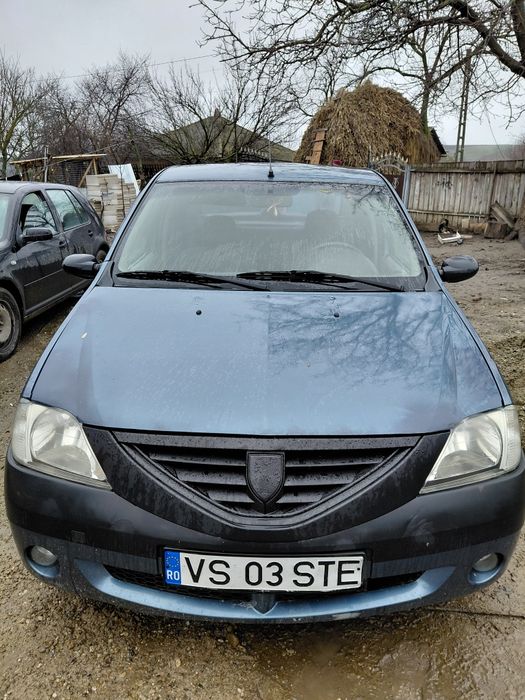 Vând Dacia Logan 1