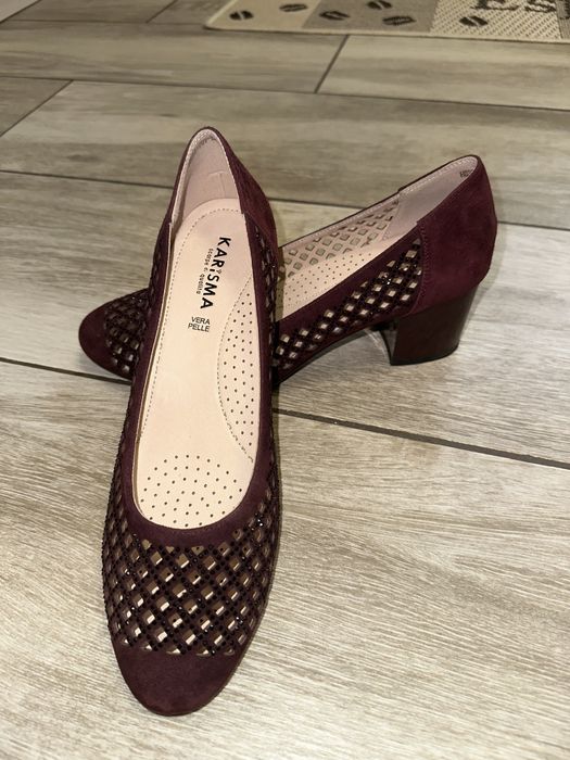 Pantofi de vară, cu găuri