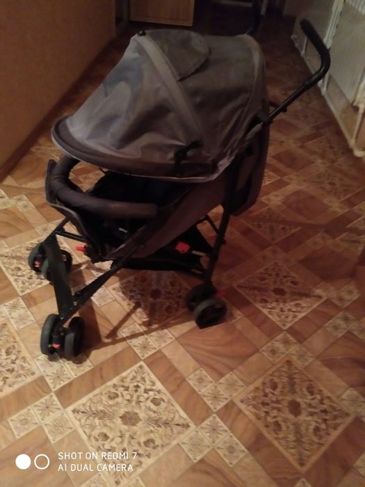 Продам 2 коляски б/у