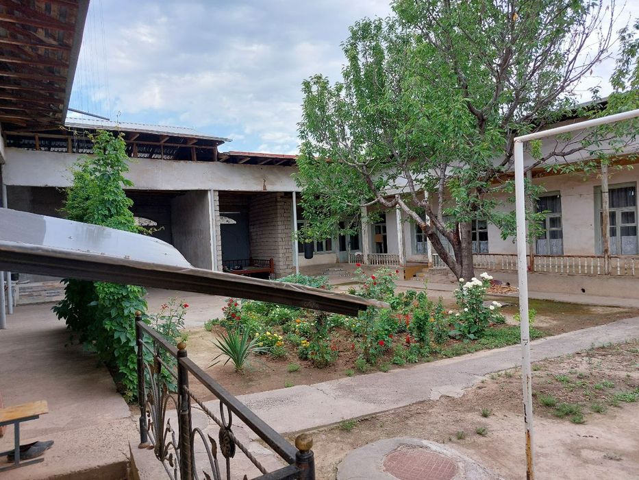 Катта Кани маххаласида xовли (хонадон) 10 сотих