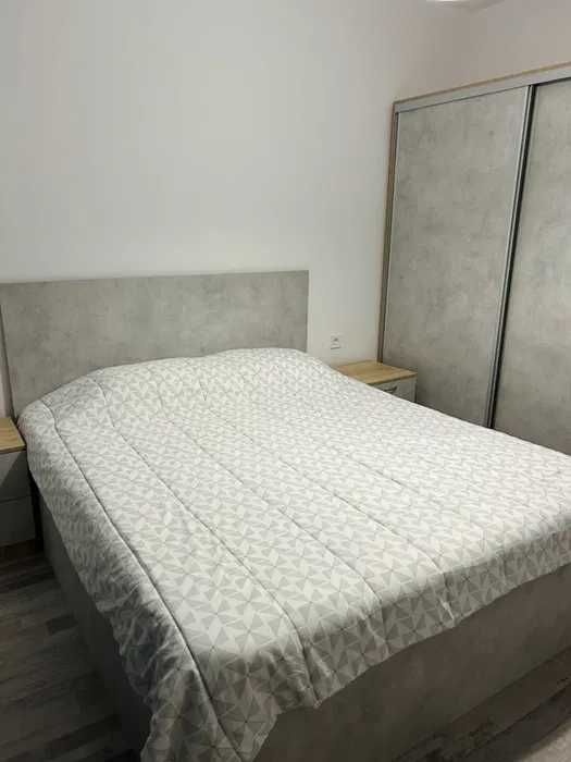 Дава се под наем Двустаен апартамент в Бургас, Изгрев - 64 кв.м за 255 € - Снимка #2