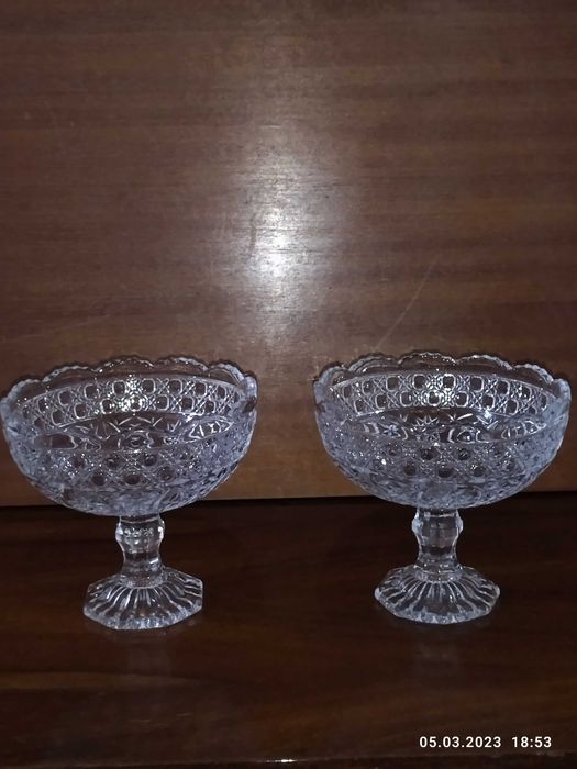 Новые хрустальные вазы, 2 шт.