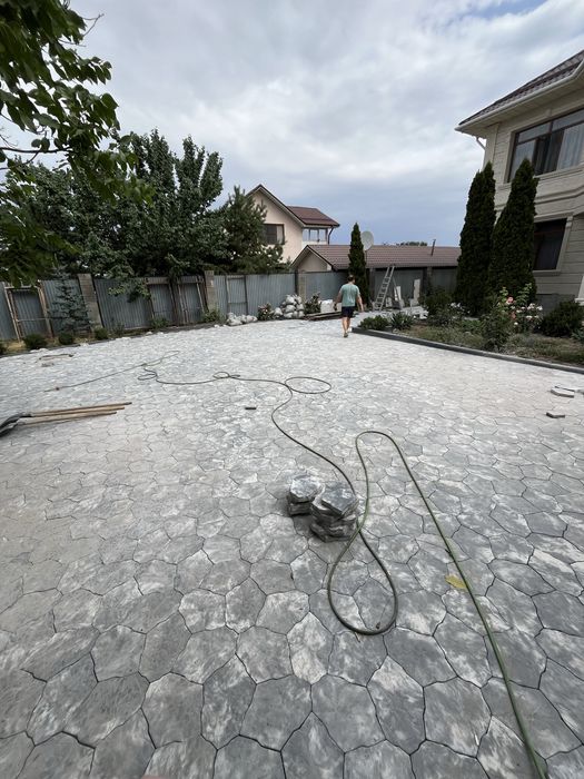 Укладка брустчтки