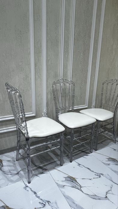 Прозрачные дизайнерские стулья (Chiavari) – 400 шт
