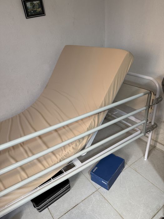 Легло за болни хора