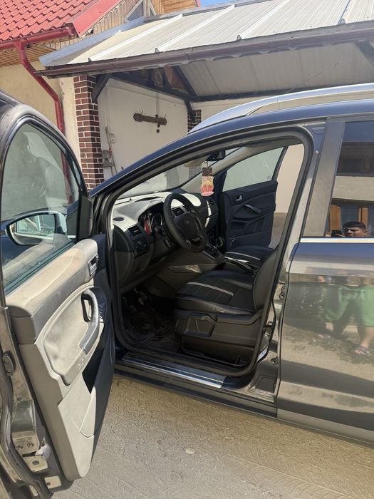 Vand Ford Kuga 2008