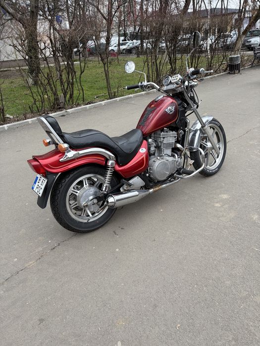 Kawasaki Vulcan 500 en500