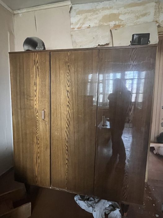 Отдам за коробку конфет