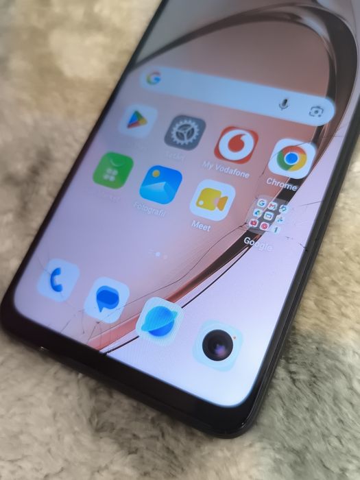 OPPO A60 5G 128 GB  4+4 RAM