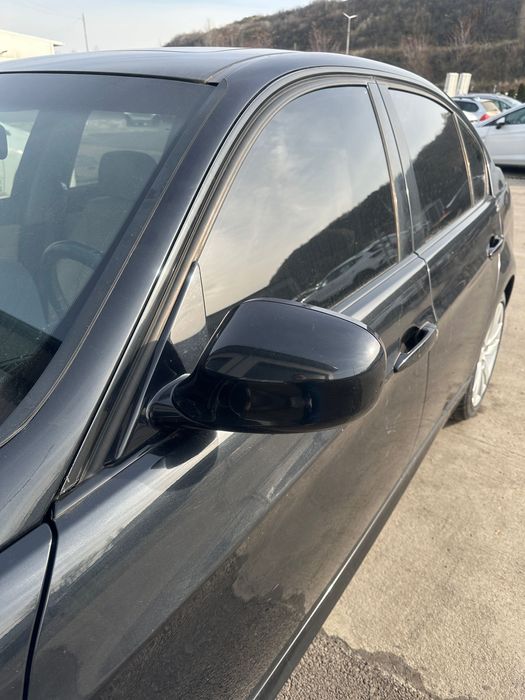 E90 335xi facelift само на части!