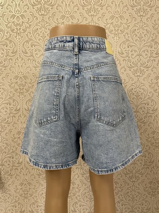 Джинсовые шорты