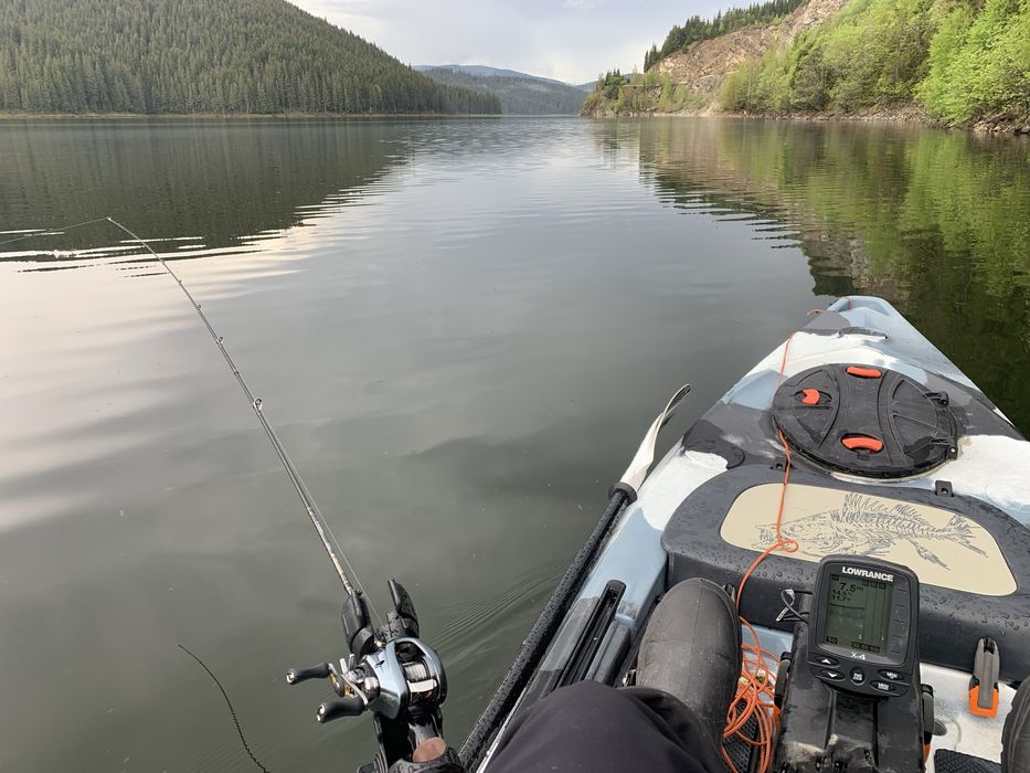 Kayac profesional de pescuit Feel Free Lure V2 4.2m cu motor electric detasabil
