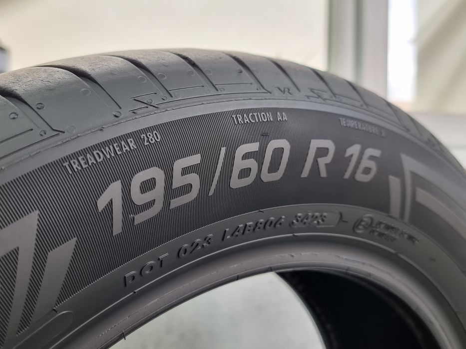 "Dot 23" 195/60/16 Vredestein 2Броя: 90€ 6.7мм