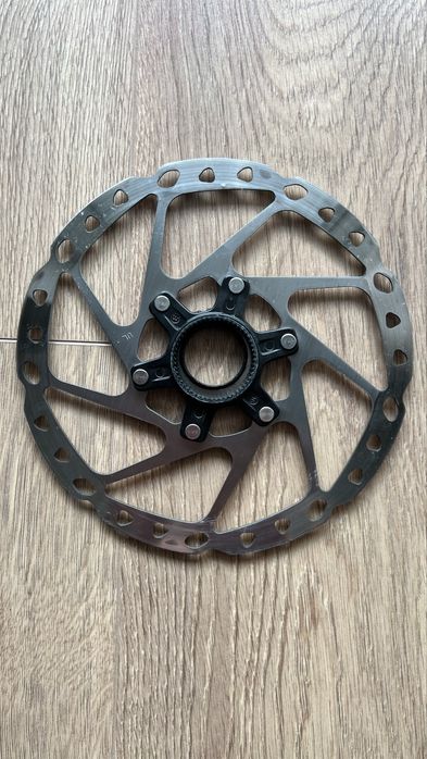 Butuc spate shimano mt510-B / disc shimano center lock 180 rt64