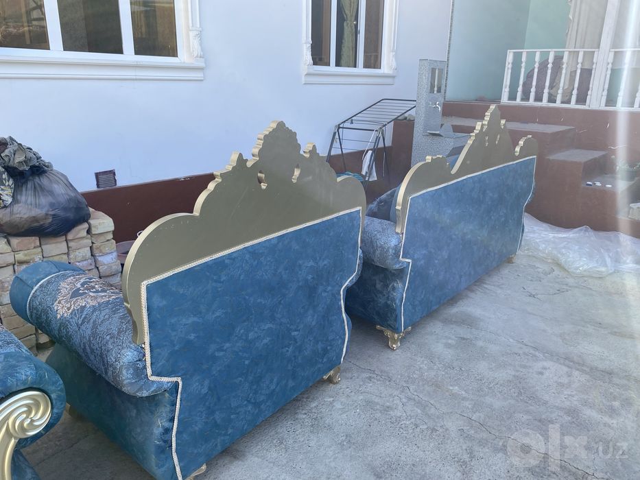 Продаются новый диван и 2 кресла