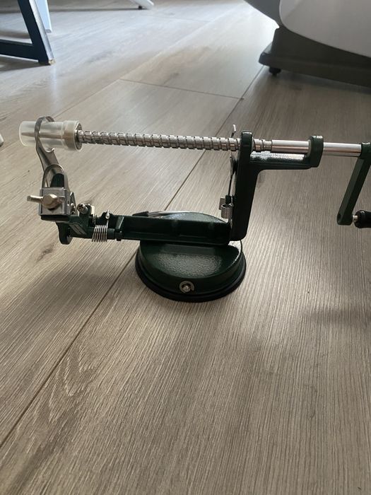 Новая ломтерезка для яблок