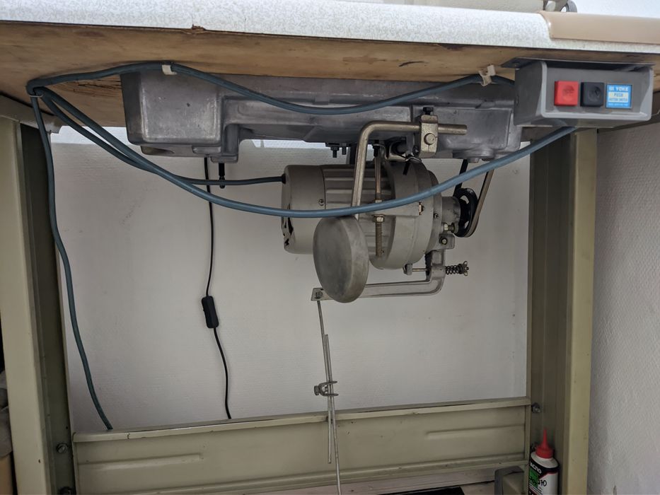 Швейная машинка TYPICAL