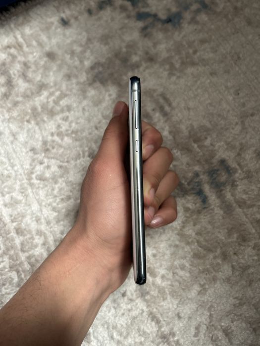 Самсунг с10е 11 андроид версия СРОЧНОО