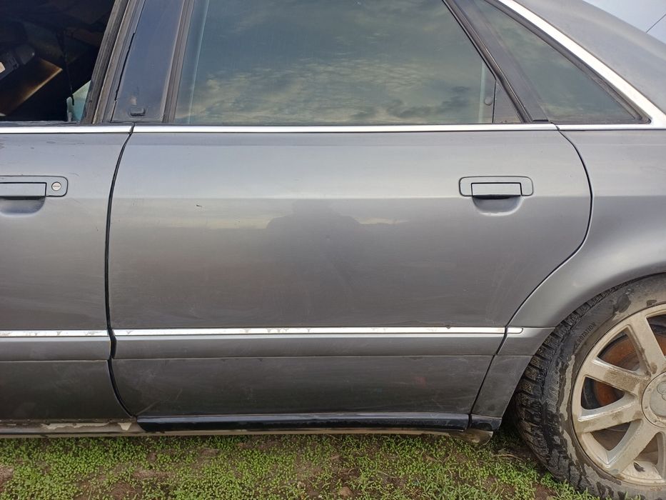 Двери на ауди а8