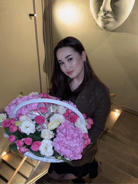 Букеттт огромныыый ,красивый продам срочноо