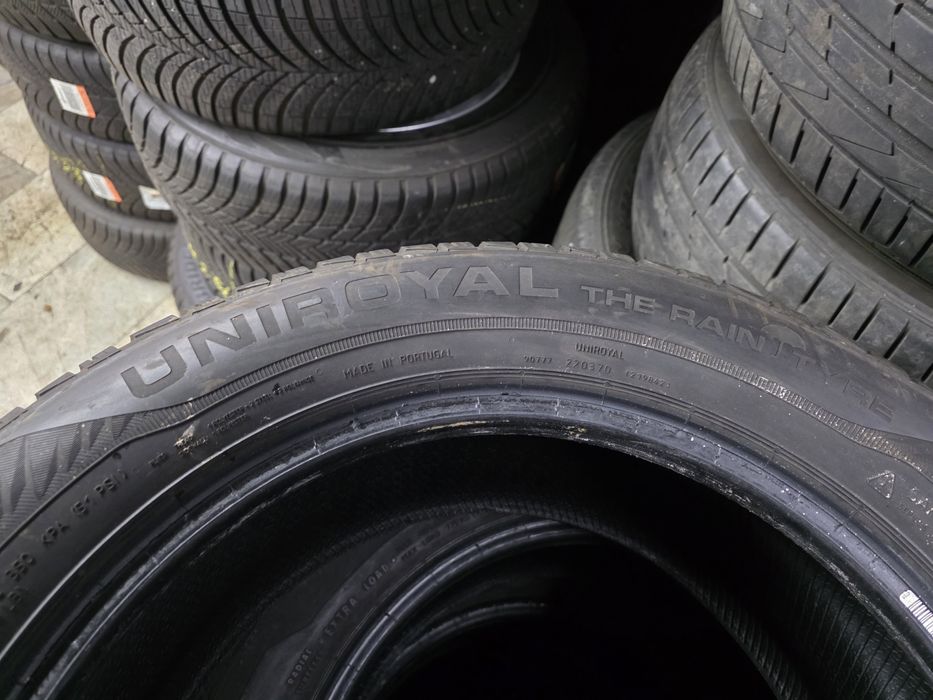 2бр Като нови зимни гуми 225 55 16 - Uniroyal