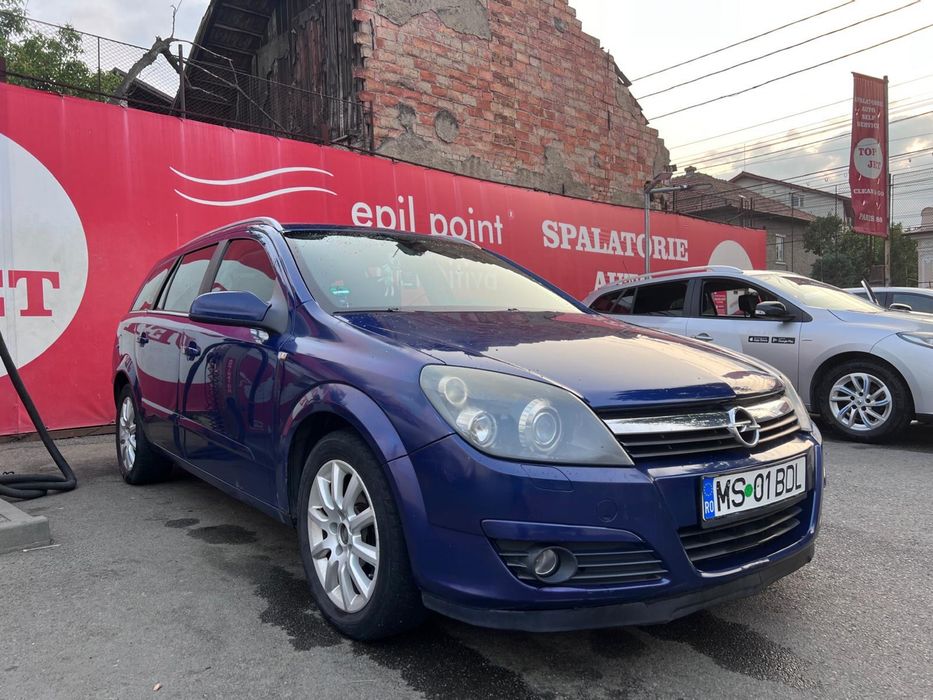 Opel Astra H / Panoramic